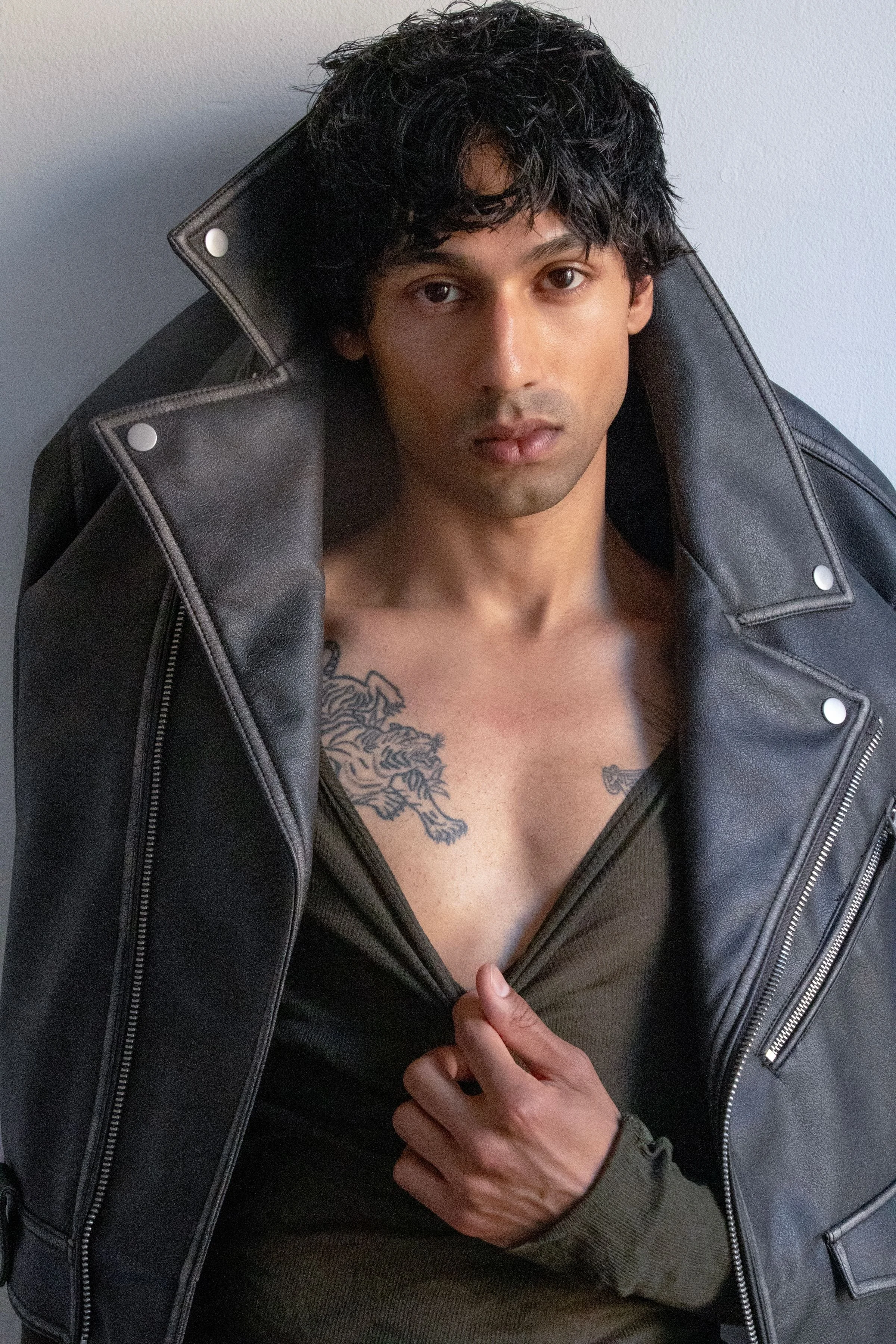 18-zay-vir-book.jpg