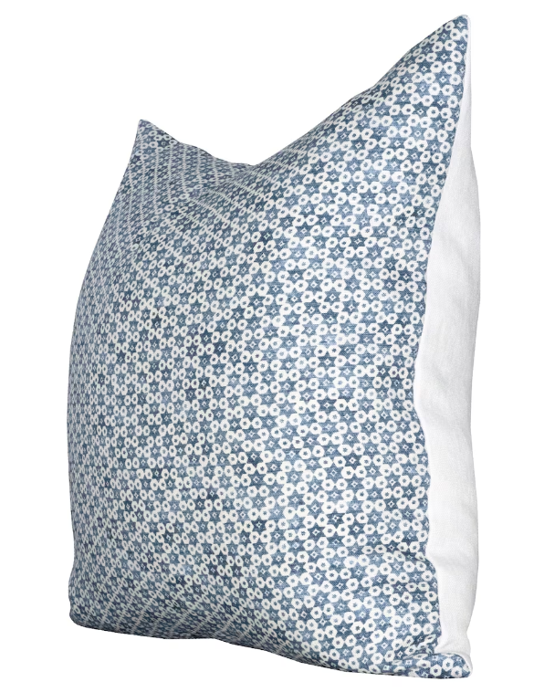 blue star pillow.PNG