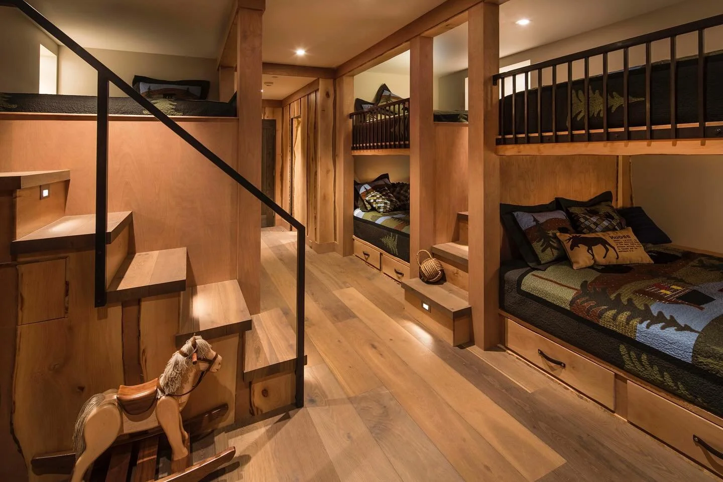 Smart, stylish, and always a hit—built-in bunk beds are a space-saving favorite in many of our custom homes. Whether it’s for guests, grandkids, or a family getaway, they’re a fun way to add character and flexibility.
⠀⠀
Would you i