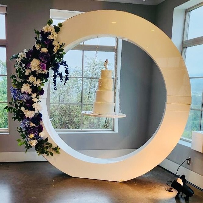 Gabrielle &amp; Justin&rsquo;s Wedding 

An unforgettable day surrounded by love, laughter, and the most incredible wedding party!
Bell Of The BALL LLC had the honor of bringing every detail together for this stunning celebration. From planning to pr