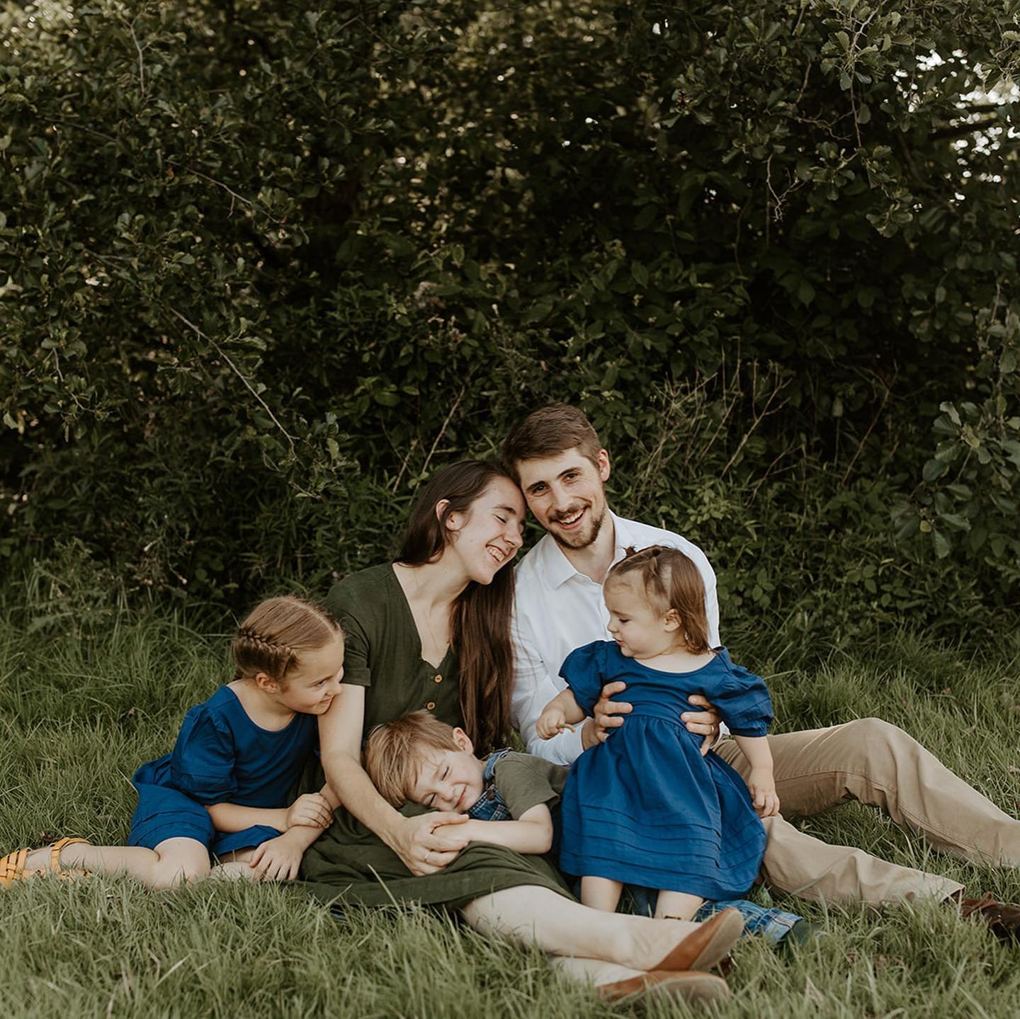 Another fun session from this summer&mdash;getting to meet and photograph the whole Thomas family! I&rsquo;ve known Kyle and Rebekah for years (we used to be neighbors) and even photographed the birth of their first child. It was fun to have another 