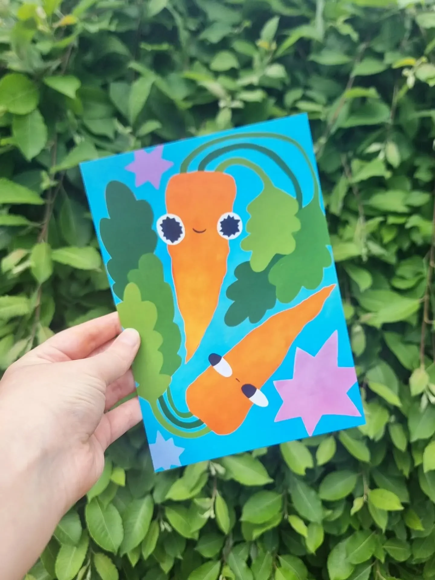 May's Oinky! print! 

It's carrot themed! 🥕 

And still available until the 10th :) 

#carrotillustration #mailclub #printclub #snailmail #painterillustrator