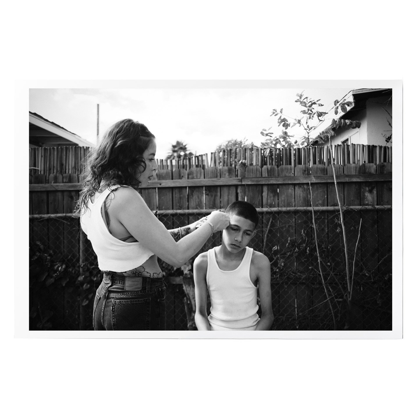 New print release :
&ldquo;backyard buzz&rdquo; chromogenic print on Ilford argentic paper published by NSD51/50 studio

selection from @bricegelot collection : &ldquo;straight out the hood&rdquo; photograph made in Los Angeles, USA (2023)
limited ed