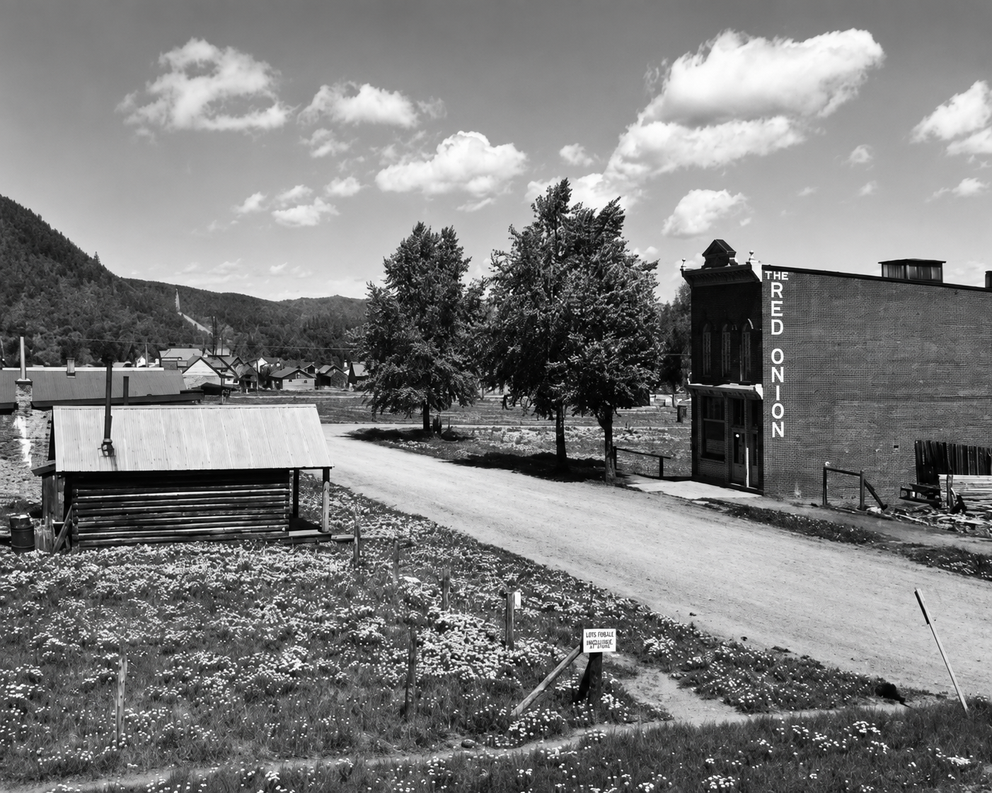 Historic Aspen scene showing Cooper Street and the original Aspen Hive