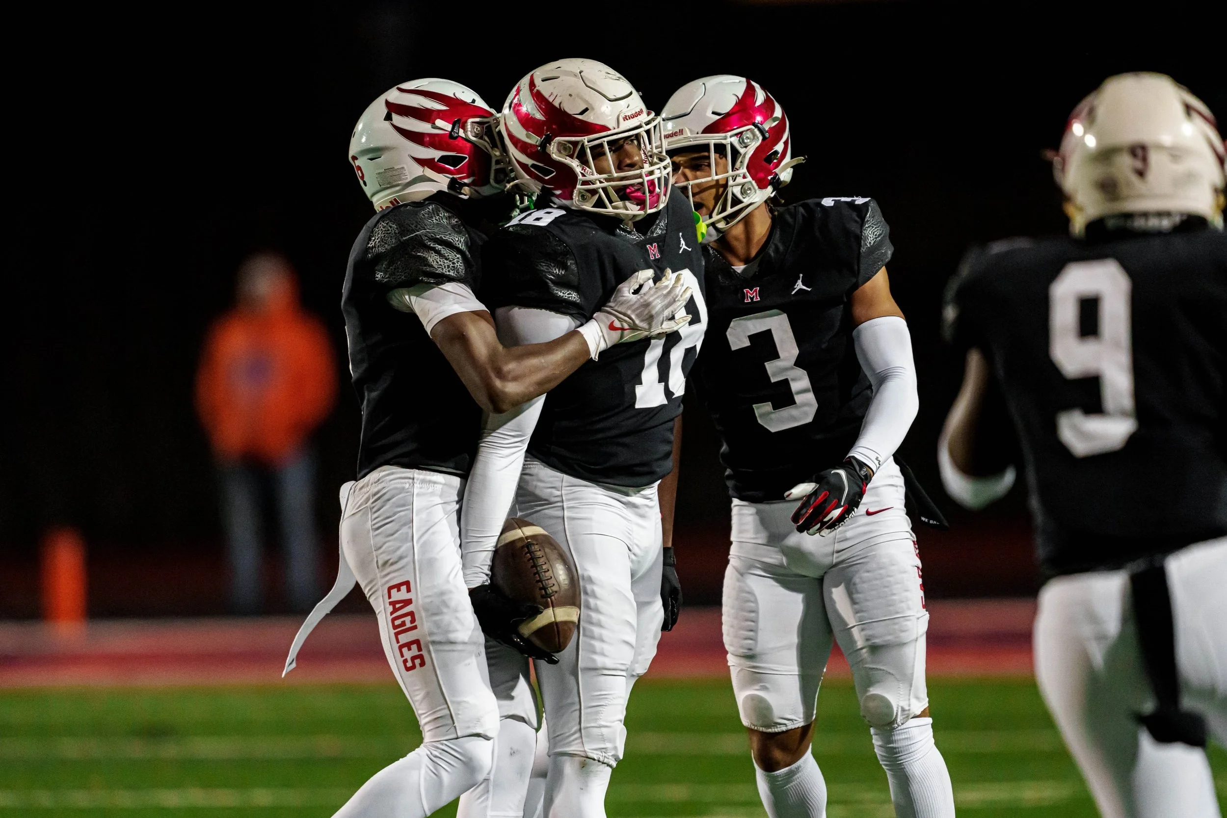 Upsets, dramatic finishes rule in quarterfinals