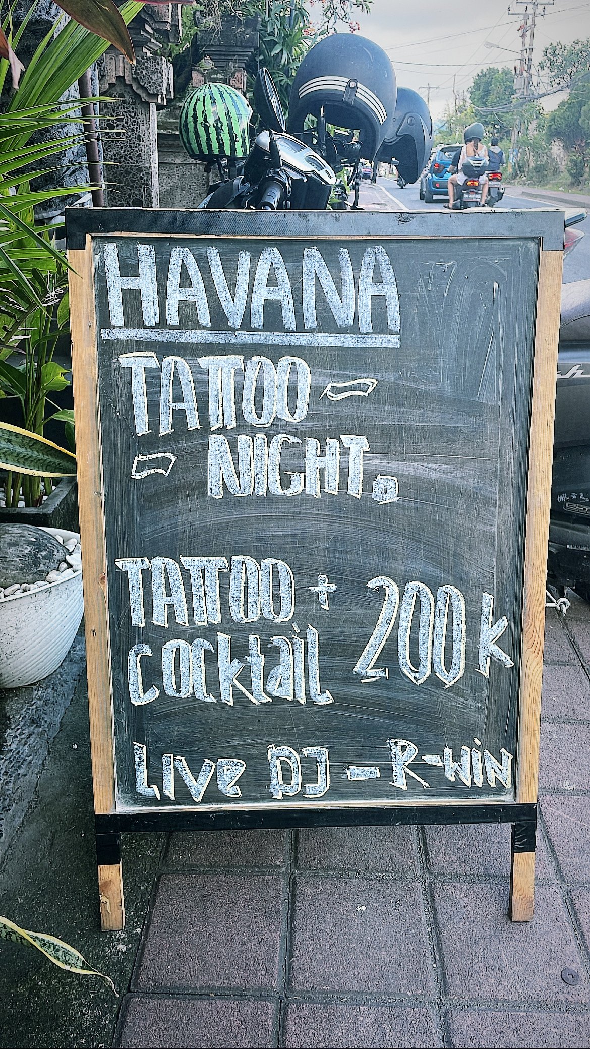 Love me a $6 tattoo!