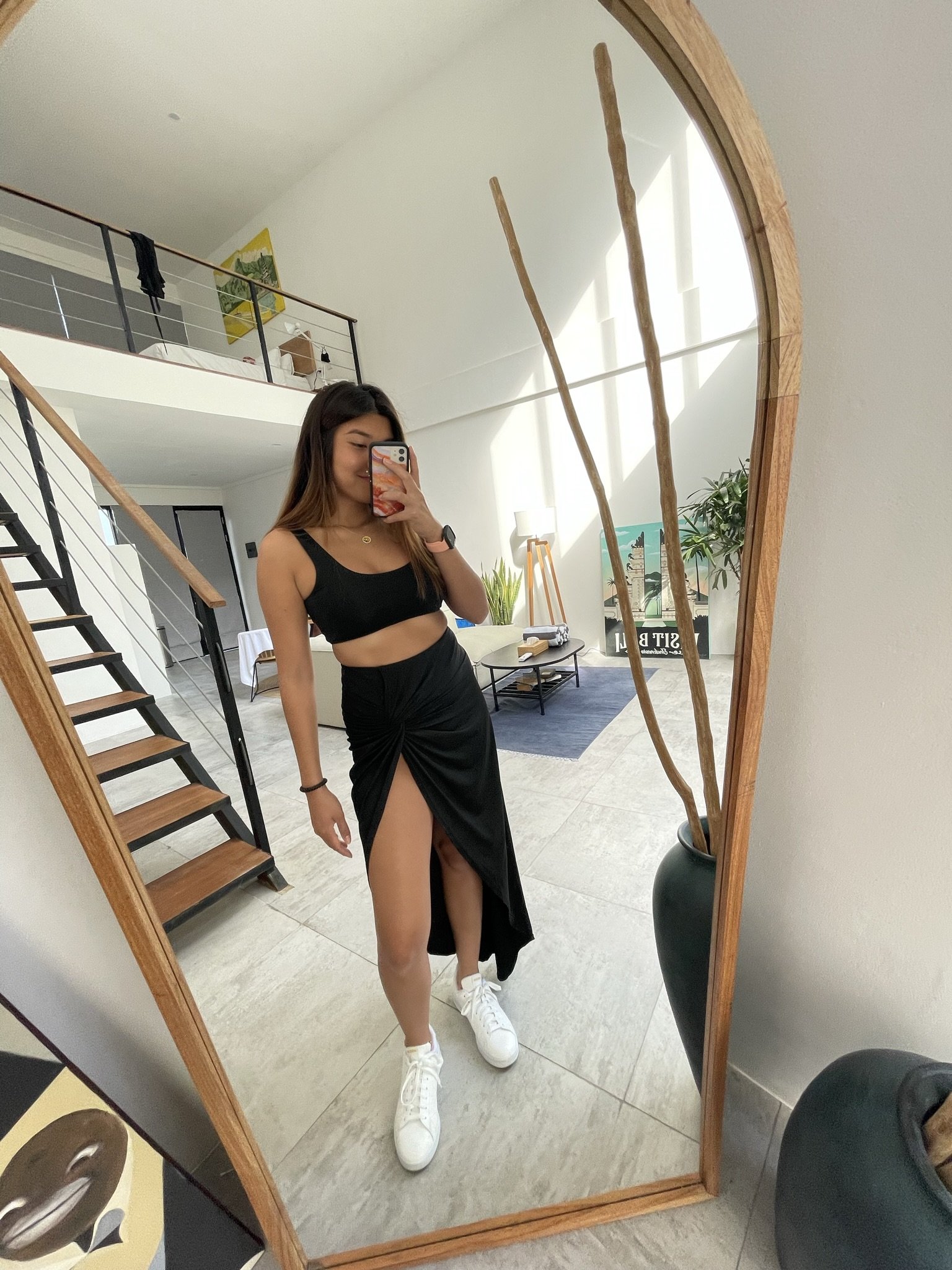 Mirror. Selfie. Magic.