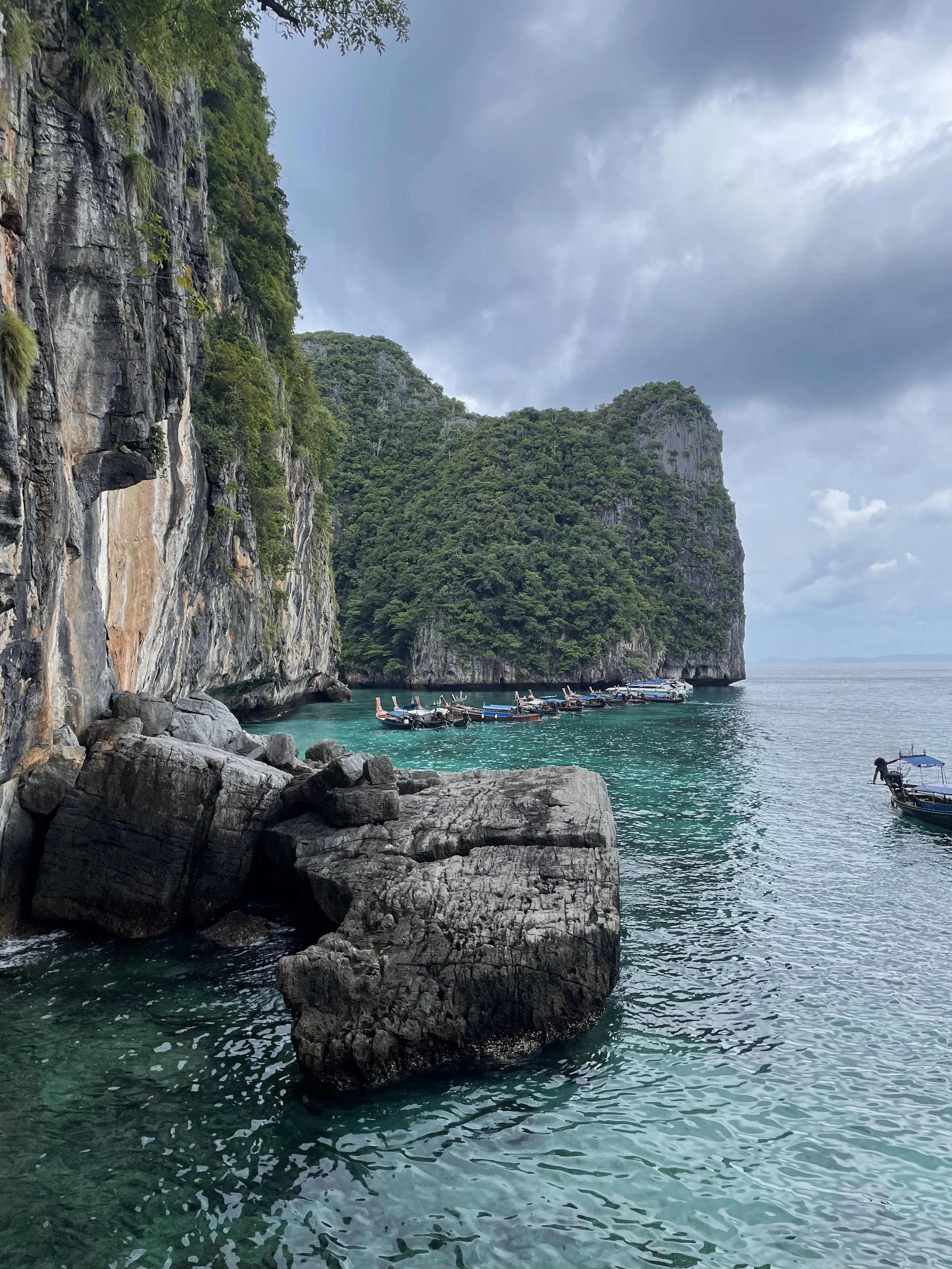 phi phi snorkling.jpeg
