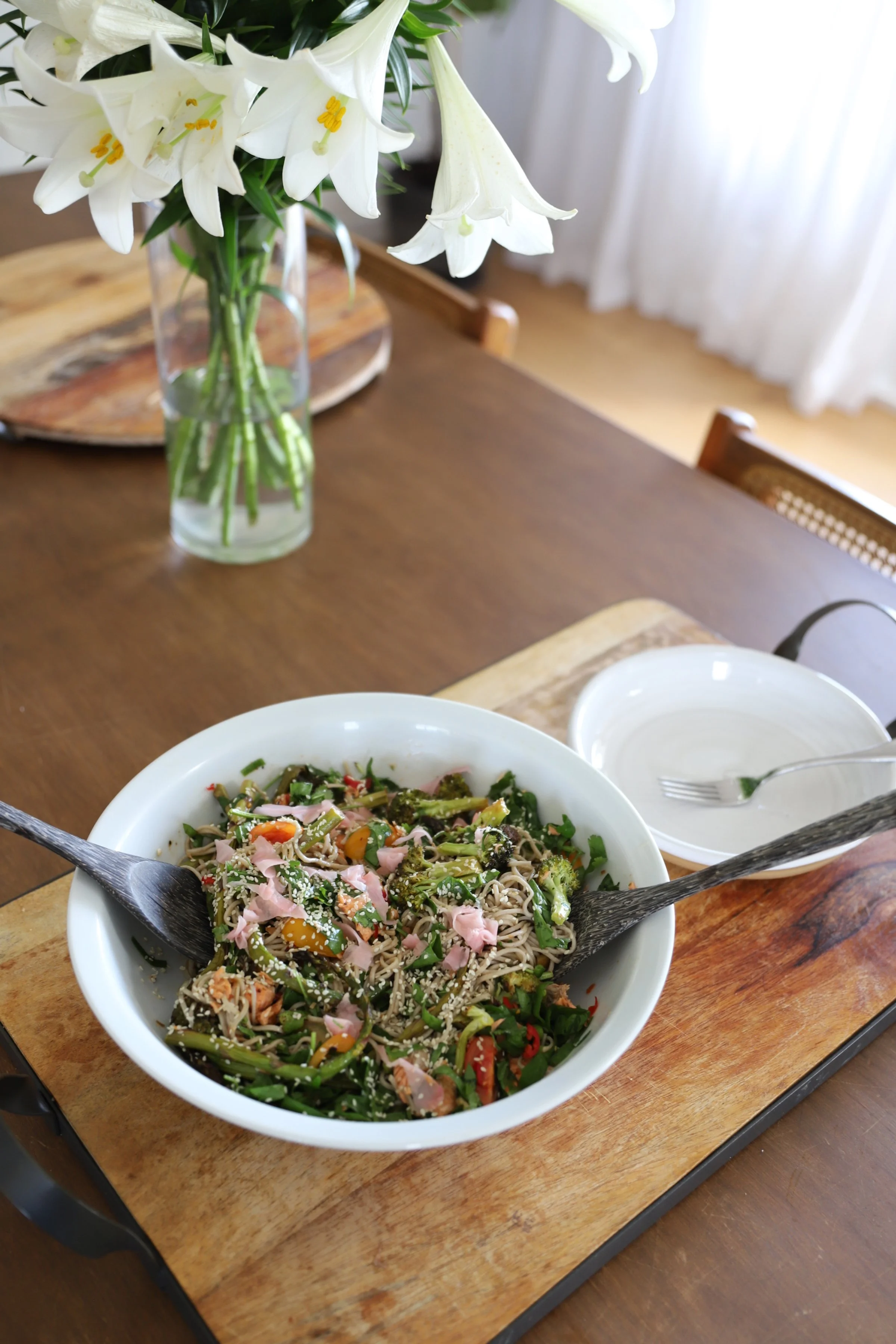 Salmon Soba Noodle salad with a lemongrass, chilli, asian dressing.