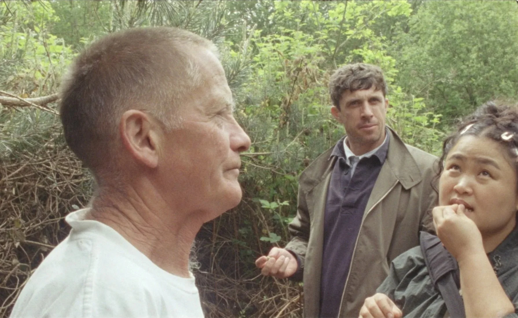 Chefs visiting NamaYasai farm Sussex with farmer Robin, foraging seasonal
vegetables for Mountain x Le Doyenné menu