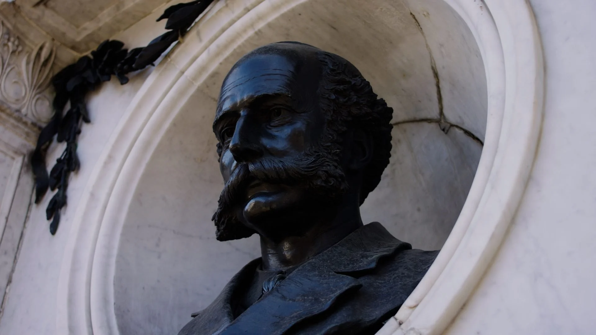 Thames Tideway architecture film — Victorian bronze bust sculpture,
referencing Joseph Bazalgette's original 150-year-old London sewer system