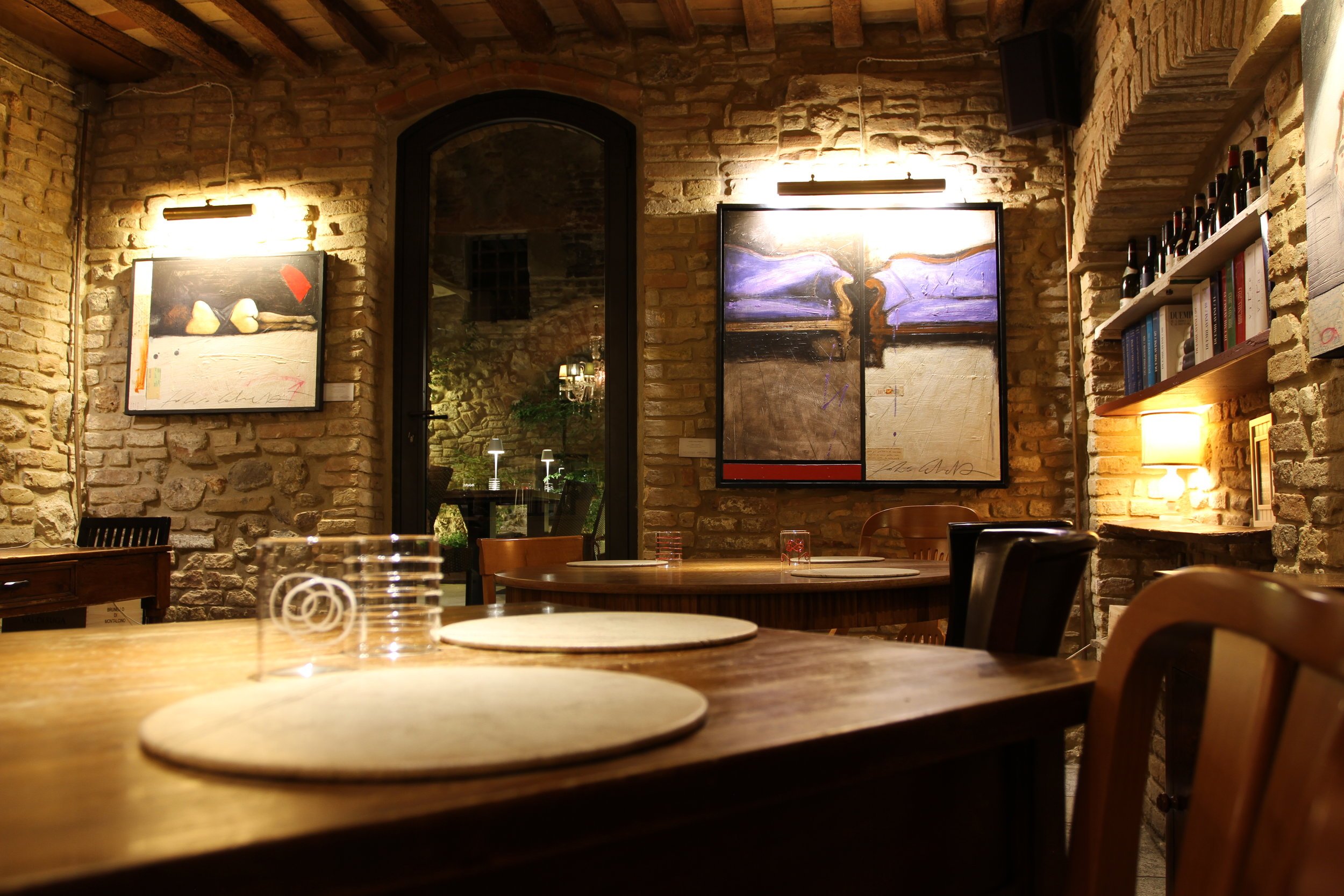  Sala interna in pietra di Cum Quibus 