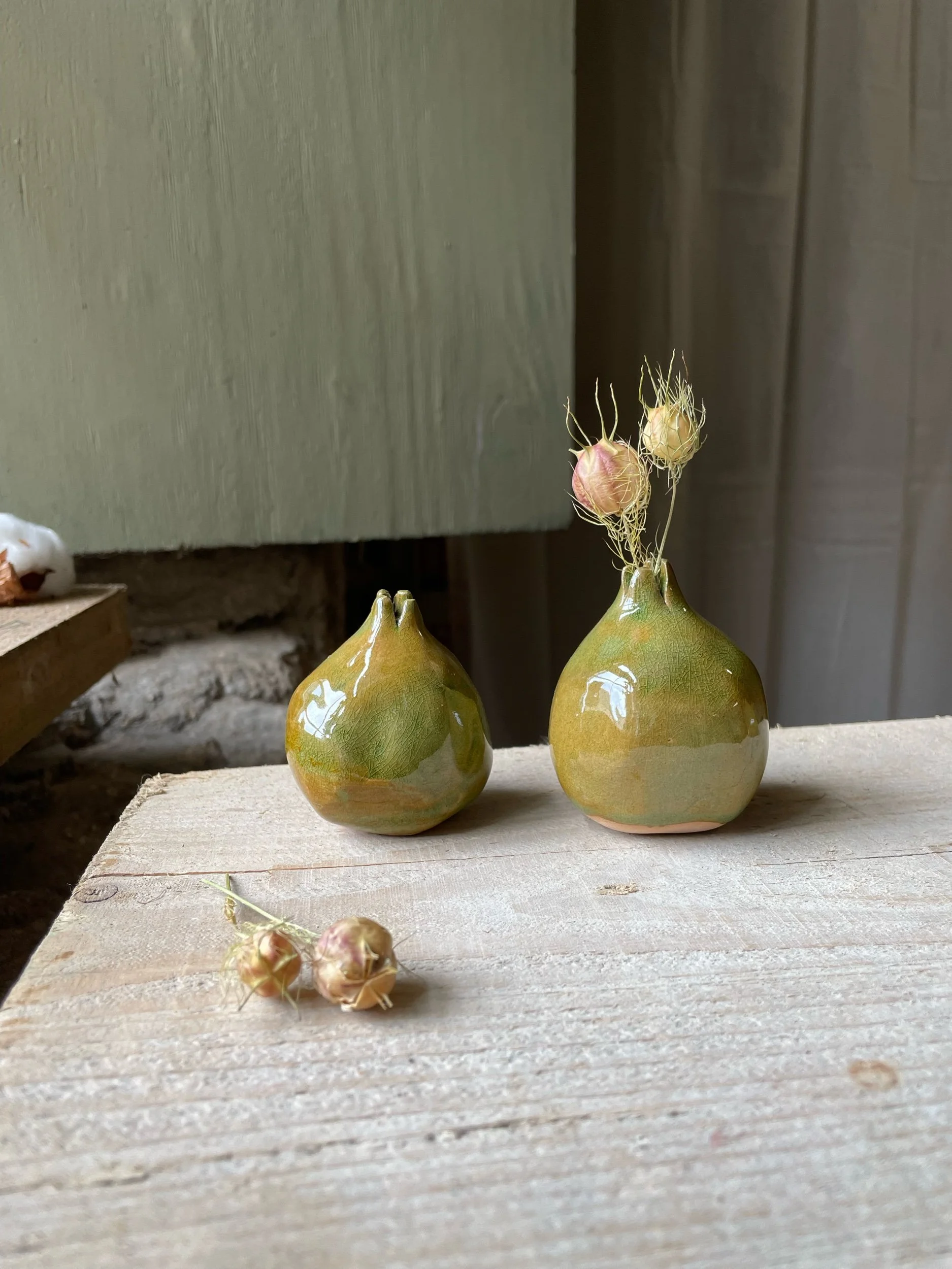 Ceramic Pomegranate (Moss Green)