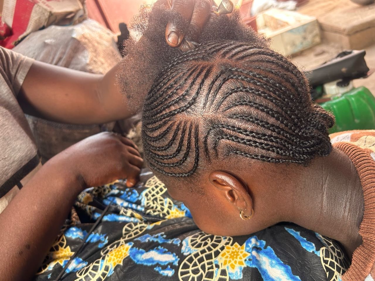 Très belle coiffure pour la fête