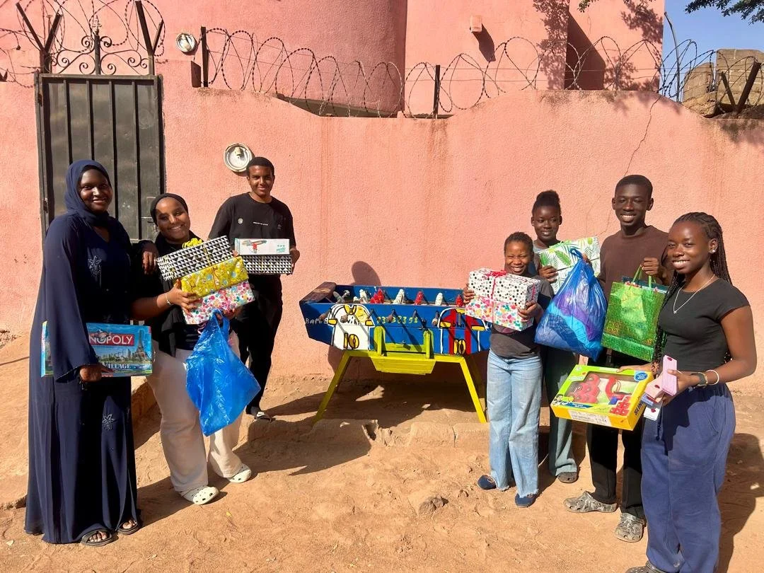 Des jeunes solidaires