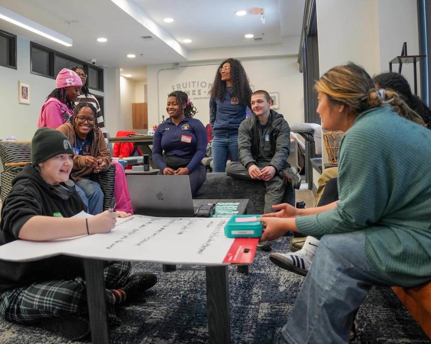 Pathmakers is officially in session ✅

Our Pathmakers came together to kick off their journey and start some real conversations about who they want to be and how they want to engage with the city. Huge thank you to our community partners and civic le