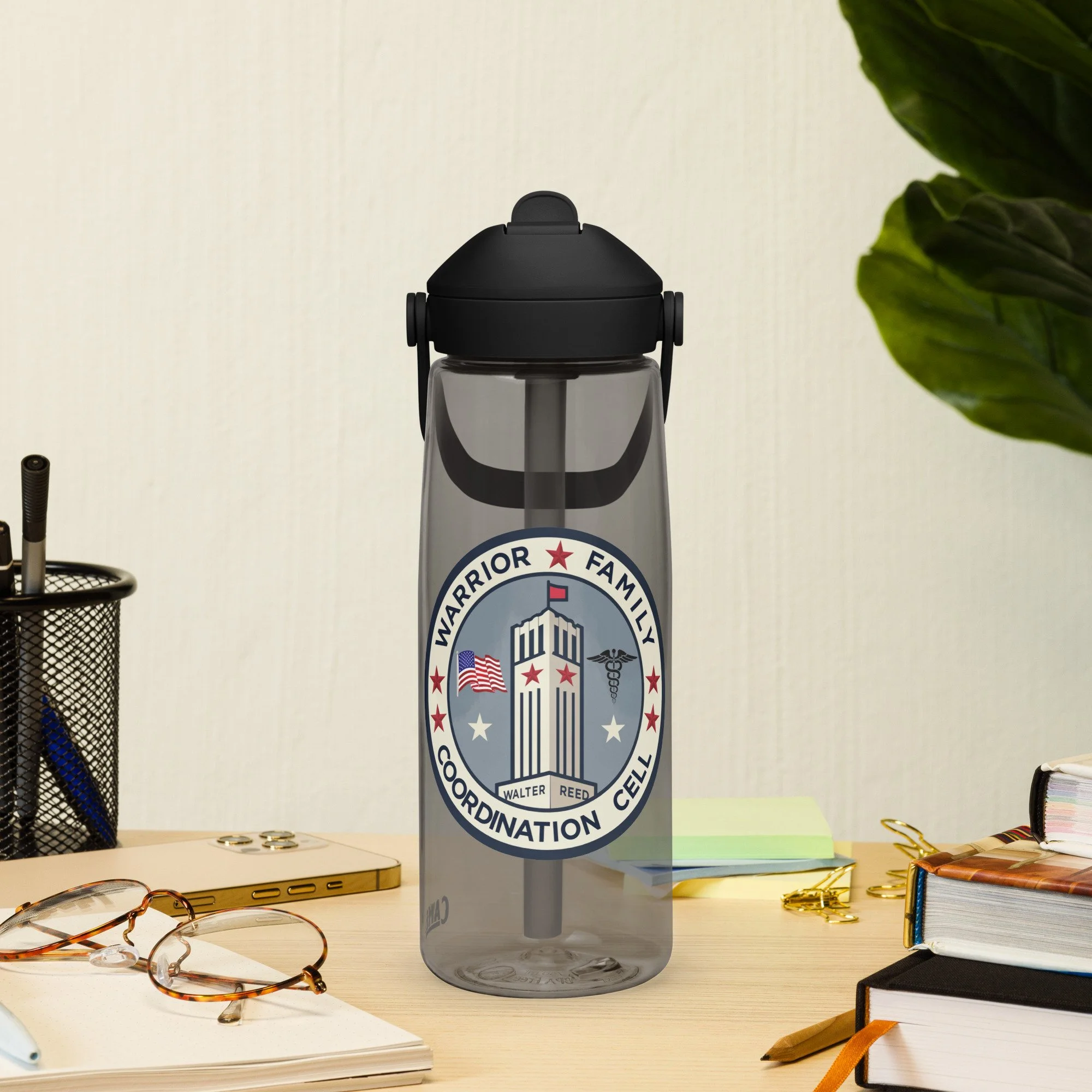flip-straw-water-bottle-charcoal-left-68ad1d13c8973.jpg