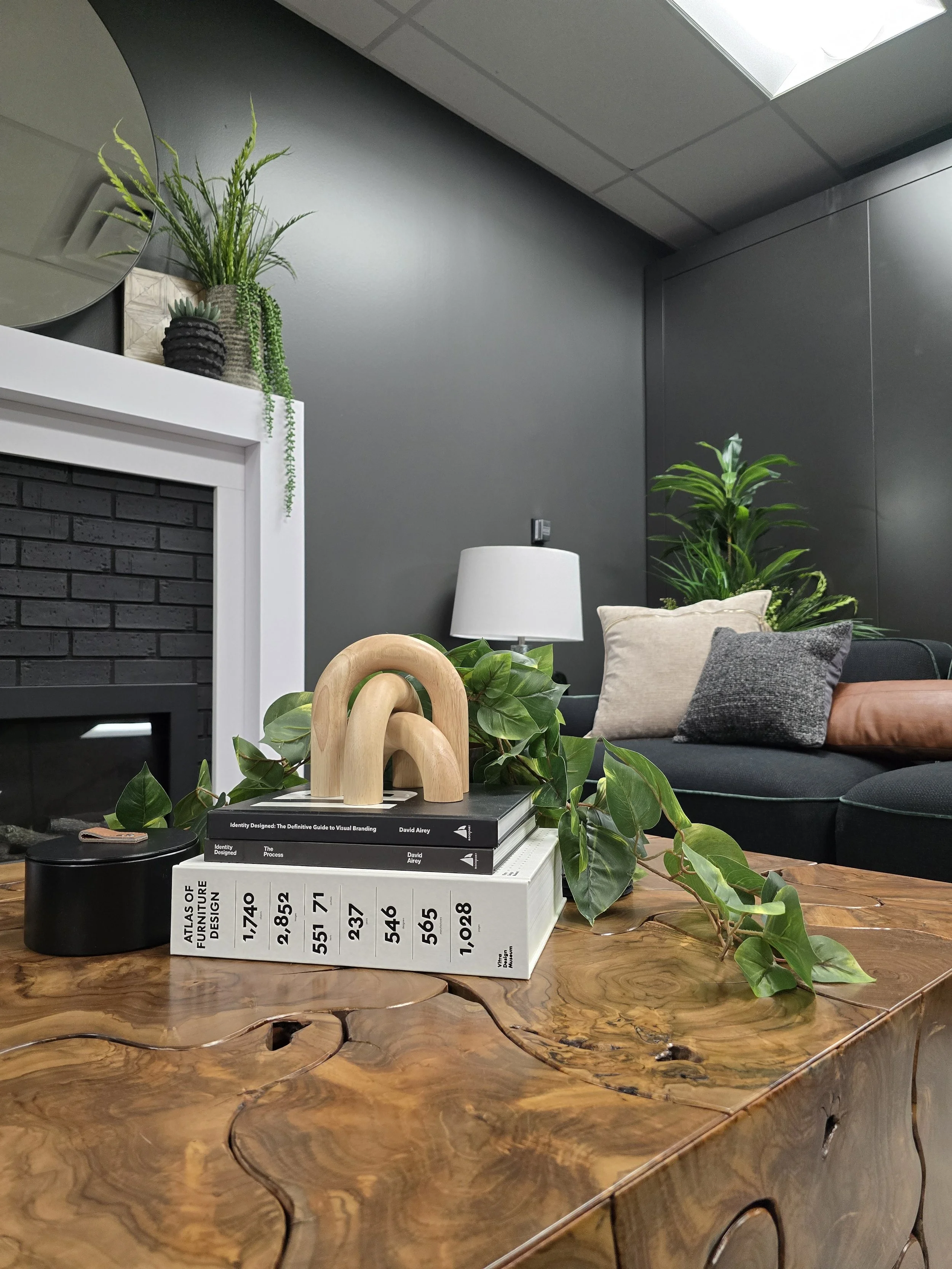 FINISHING TOUCHES BY COMPOSITION CREATIVE, LLC - 305.jpg