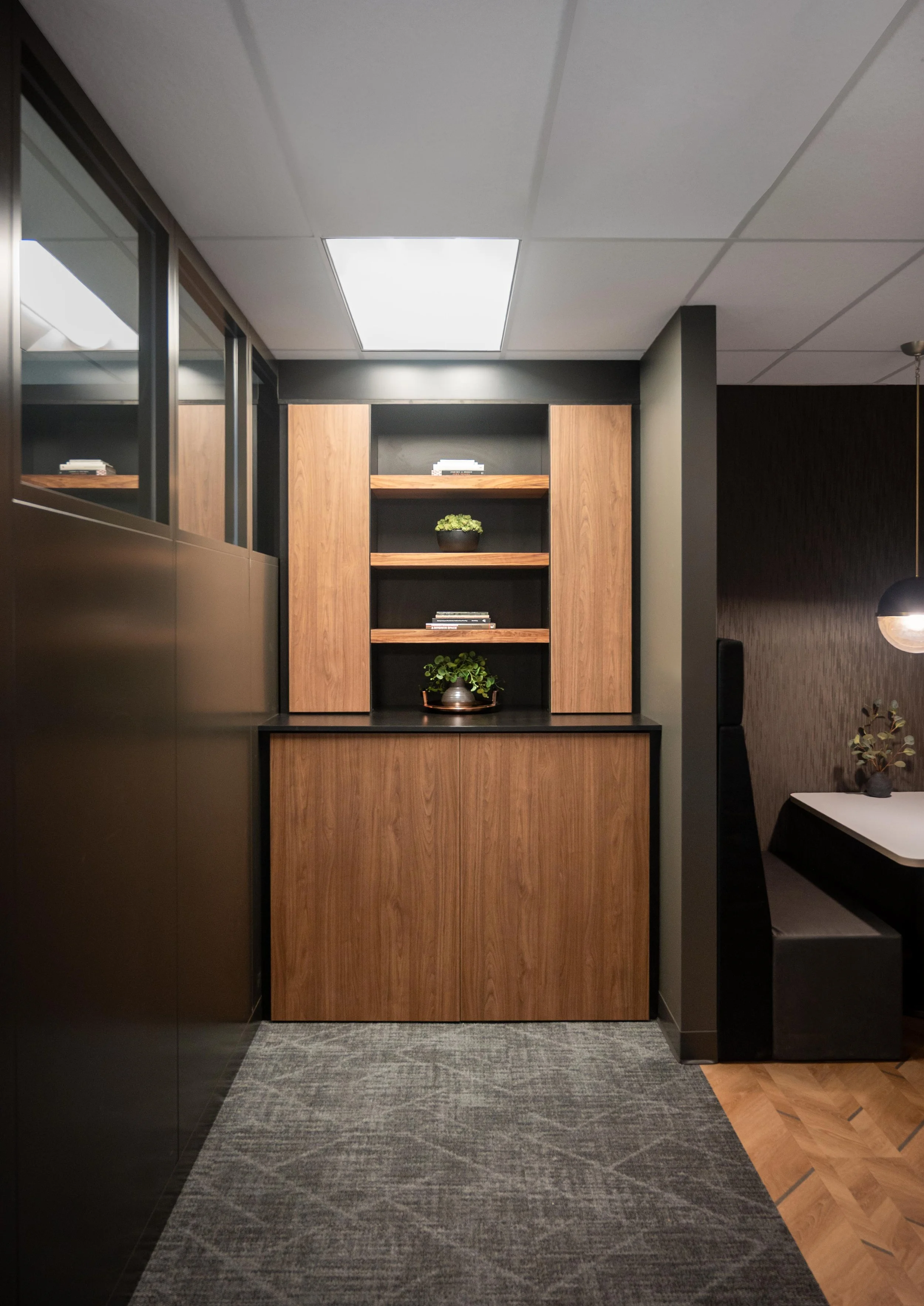 FINISHING TOUCHES BY COMPOSITION CREATIVE, LLC - 312.jpg