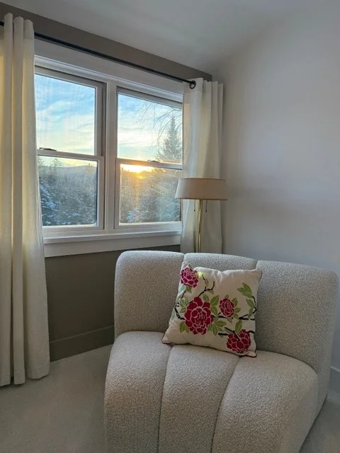 DINA Lodge reflection nook