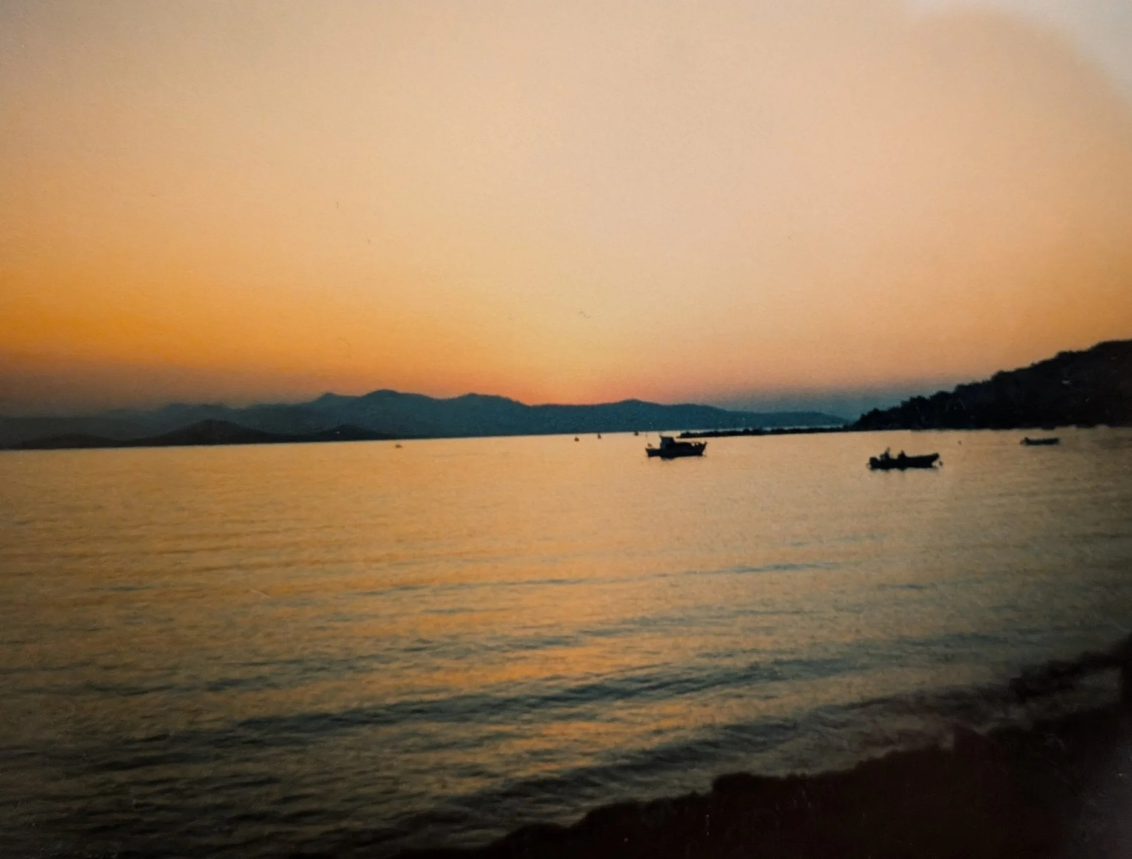 beach at Mitrou