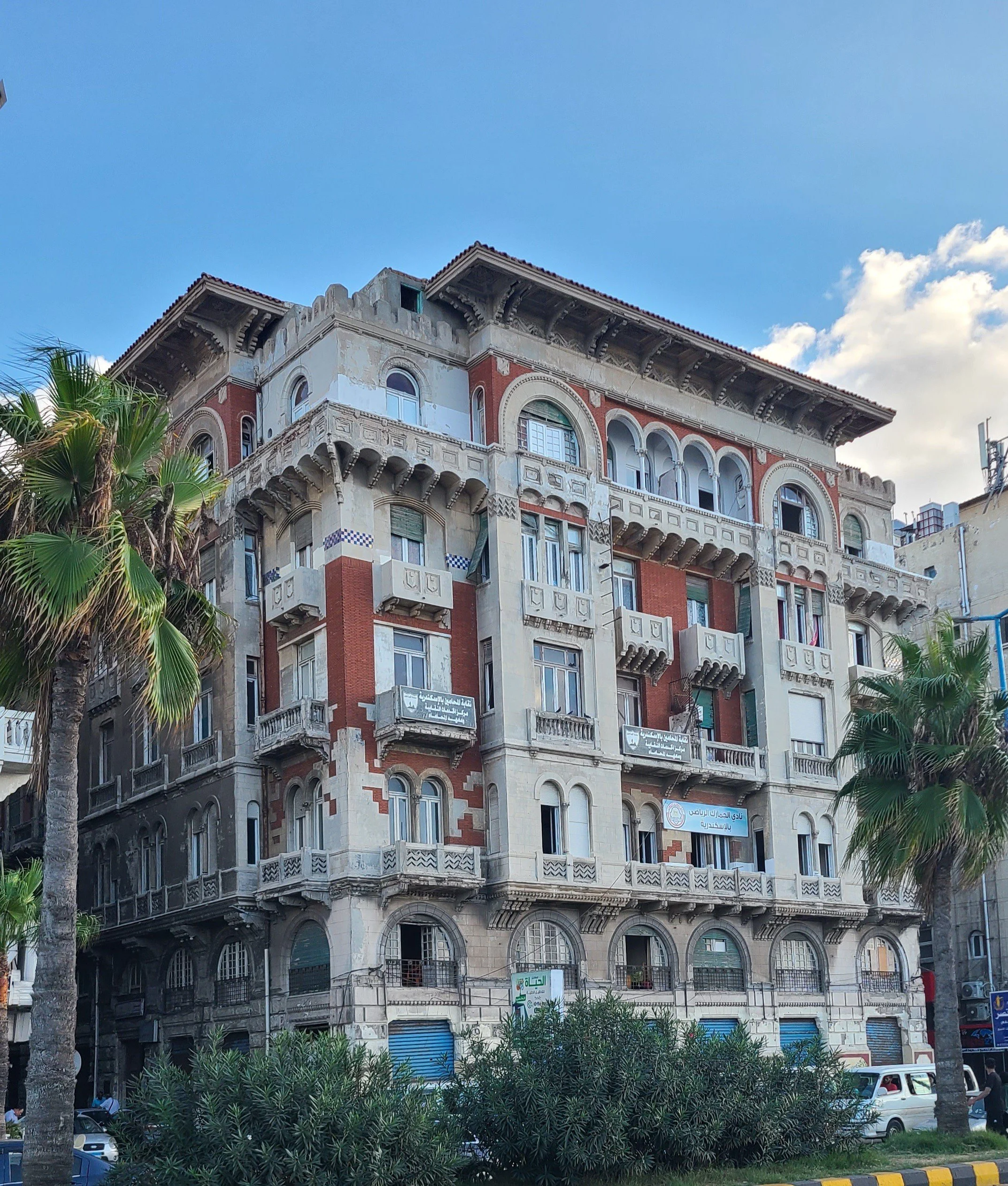 20251009_171502 cr.jpg