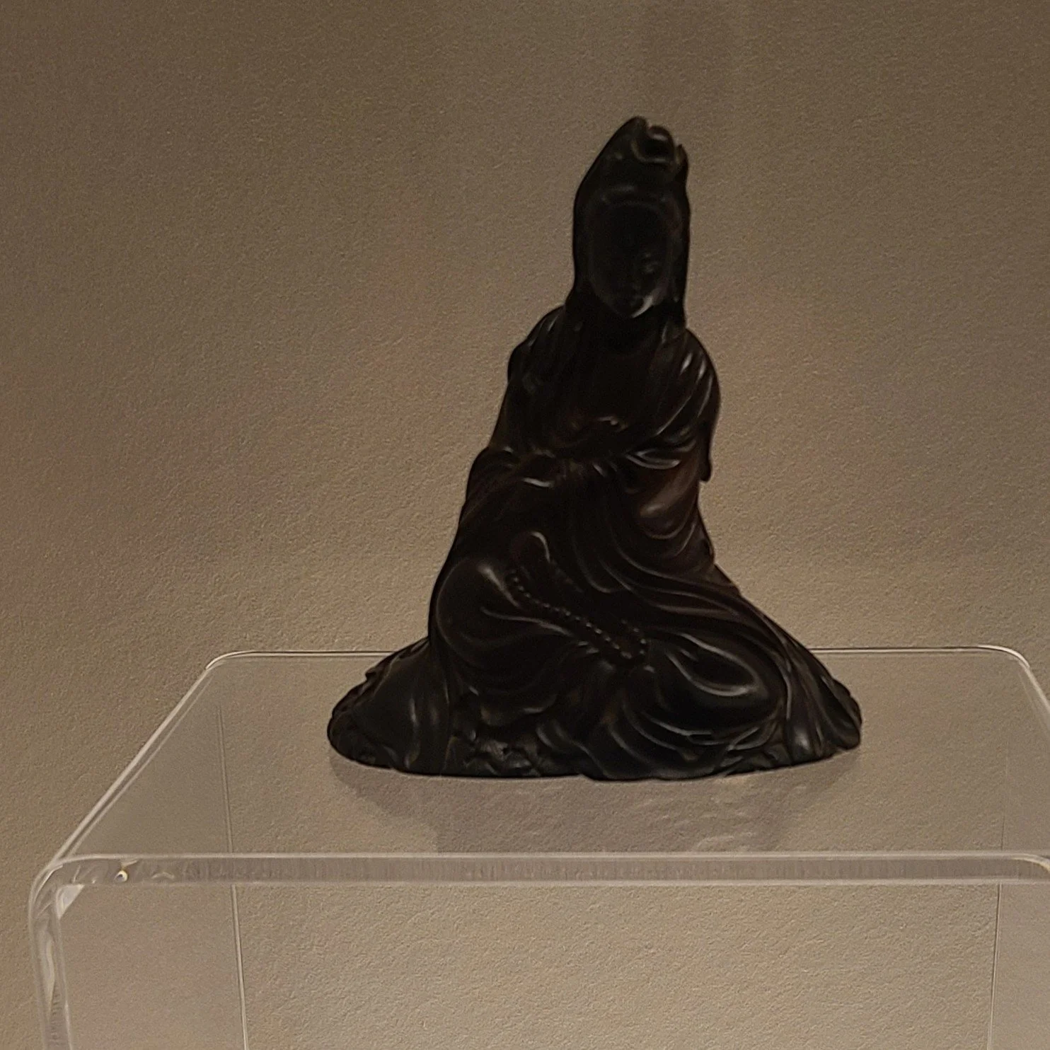 Rhino horn carving of Guanyin (Qing 1644-1911)