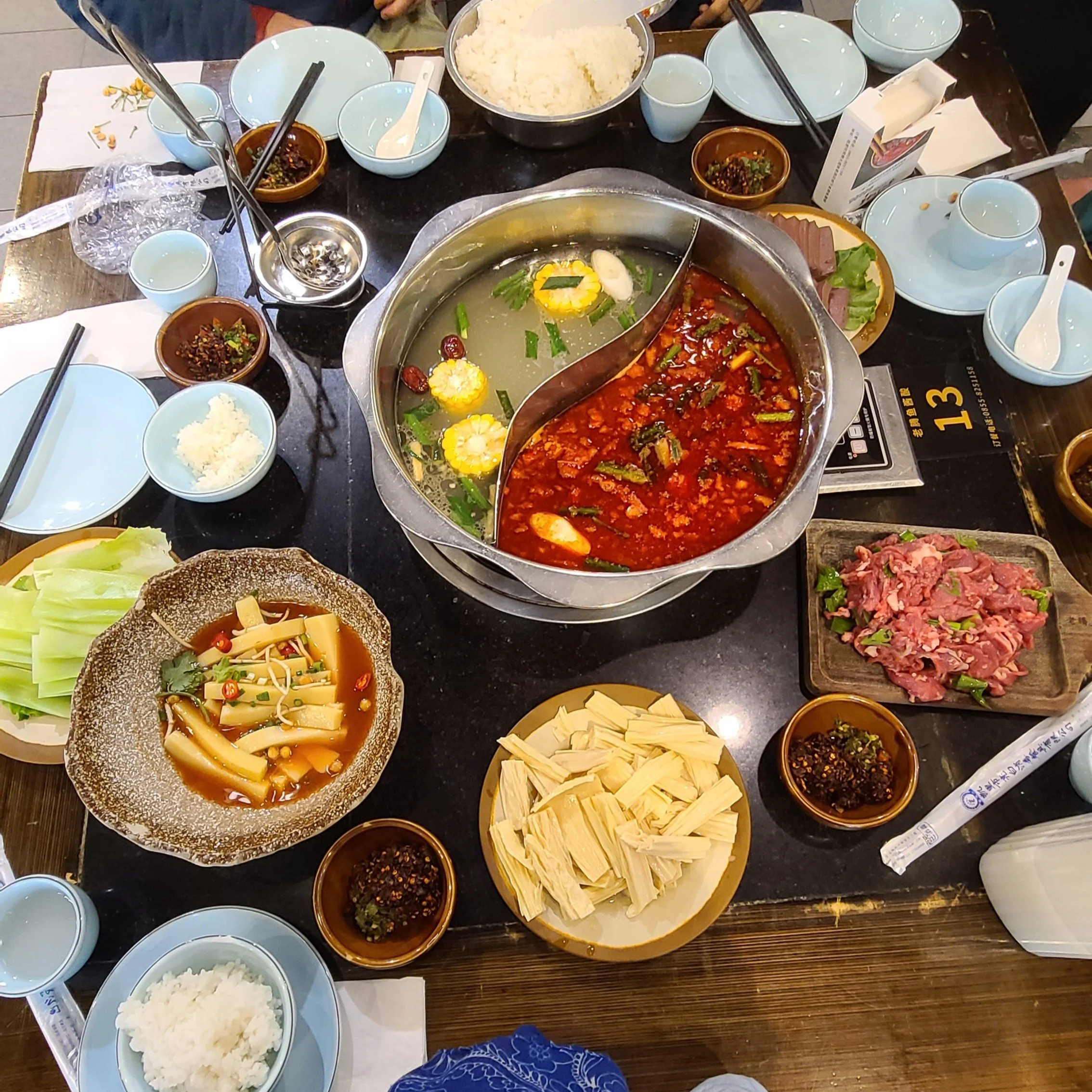 sour beef w/ fish sauce hot pot
