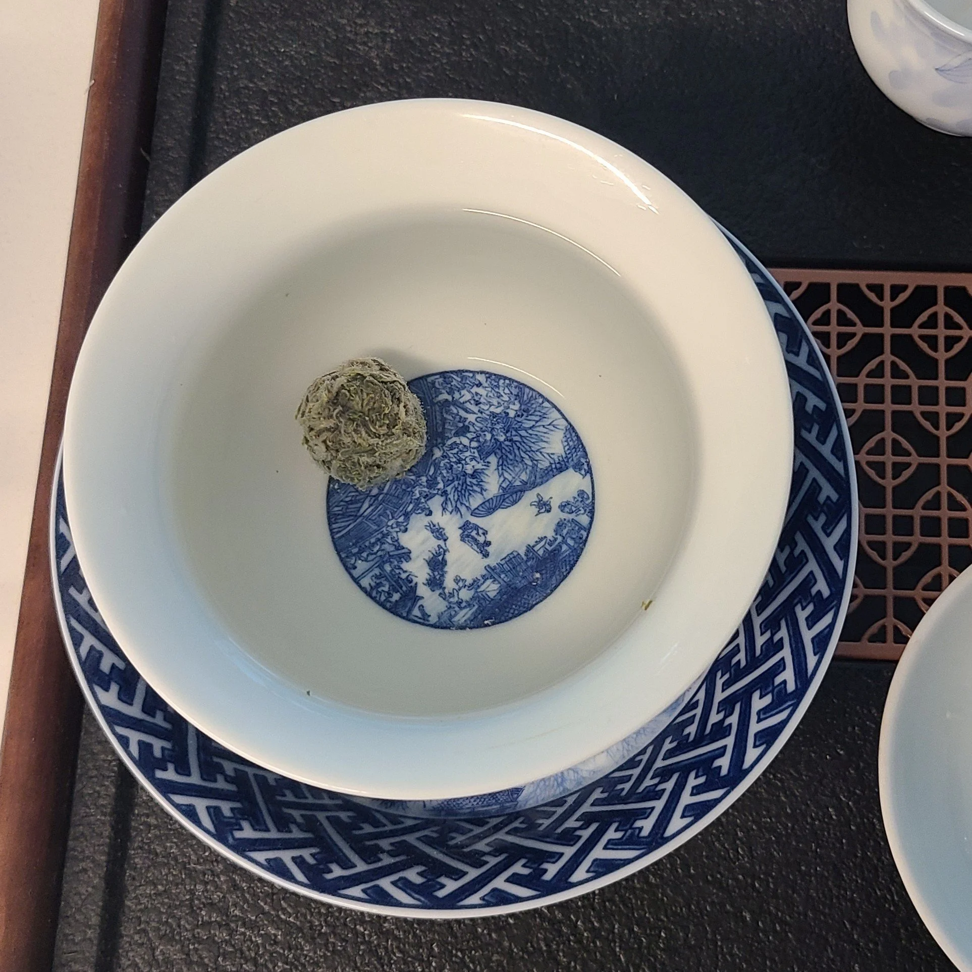 in the gaiwan with 90C water