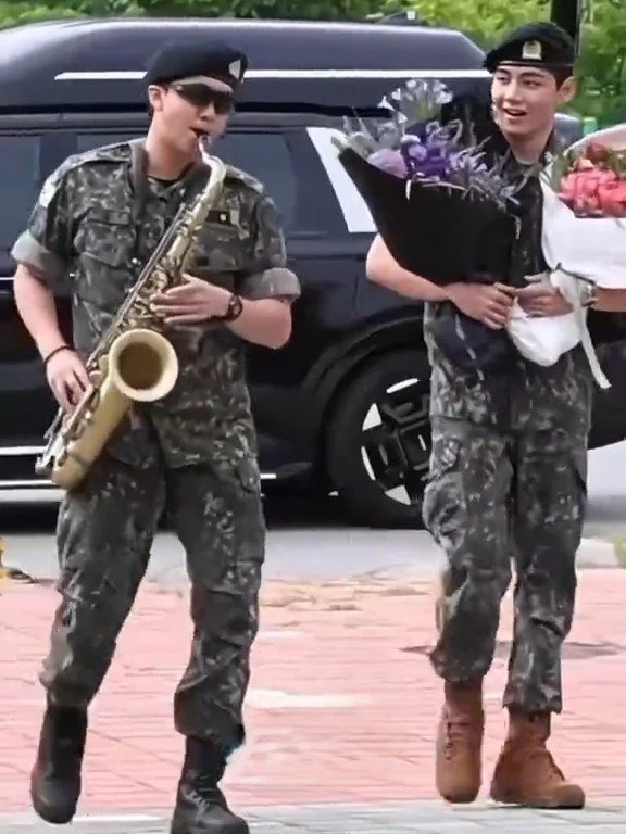 RM and V - discharge from the military (2025) [2]