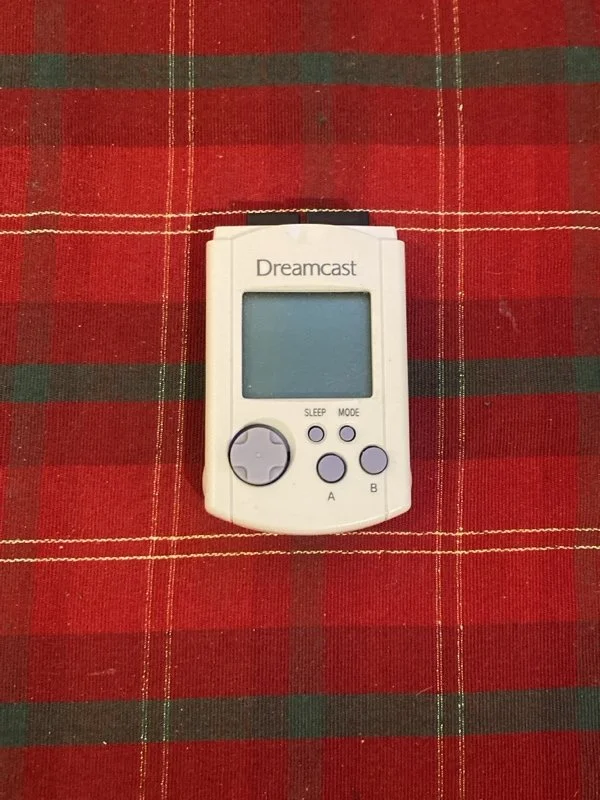 Dreamcast Visual Memory Unit (VMU) - Hardware