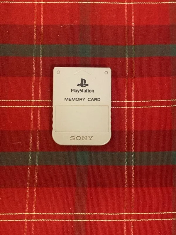Official Playstation 1 memory card - Hardware