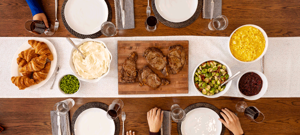 Art direction and animation for Texas Roadhouse Butcher Shop. Frosting Creative Co. is a food and beverage brand designer.