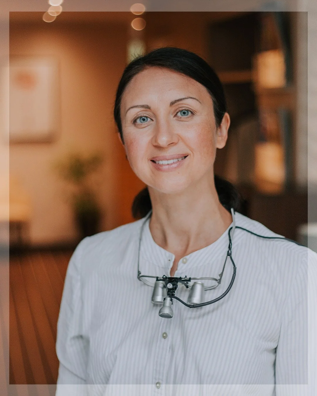 Guten Wochenstart! ✨
Wir glauben: Ein gesundes Lächeln ist Teil eines gesunden Lebens. 🌿
Deshalb verbinden wir Zahnmedizin mit einem ganzheitlichen Blick auf den Menschen – für mehr Leichtigkeit, Gesundheit und Freude im Alltag.
#bi