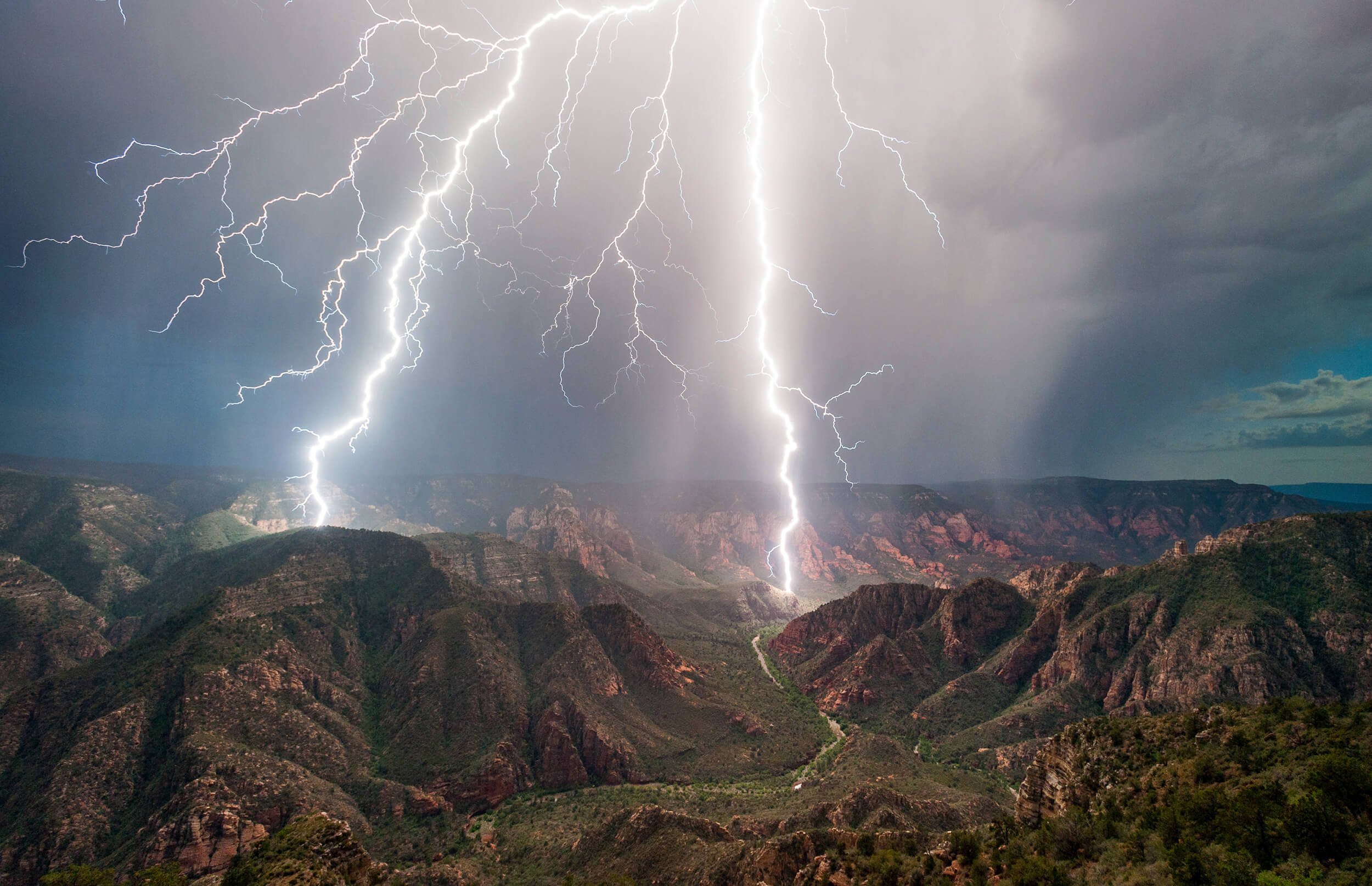 Elias-Butler-Sycamore-Canyon-Wilderness-Lightning-2012-2500x.jpg
