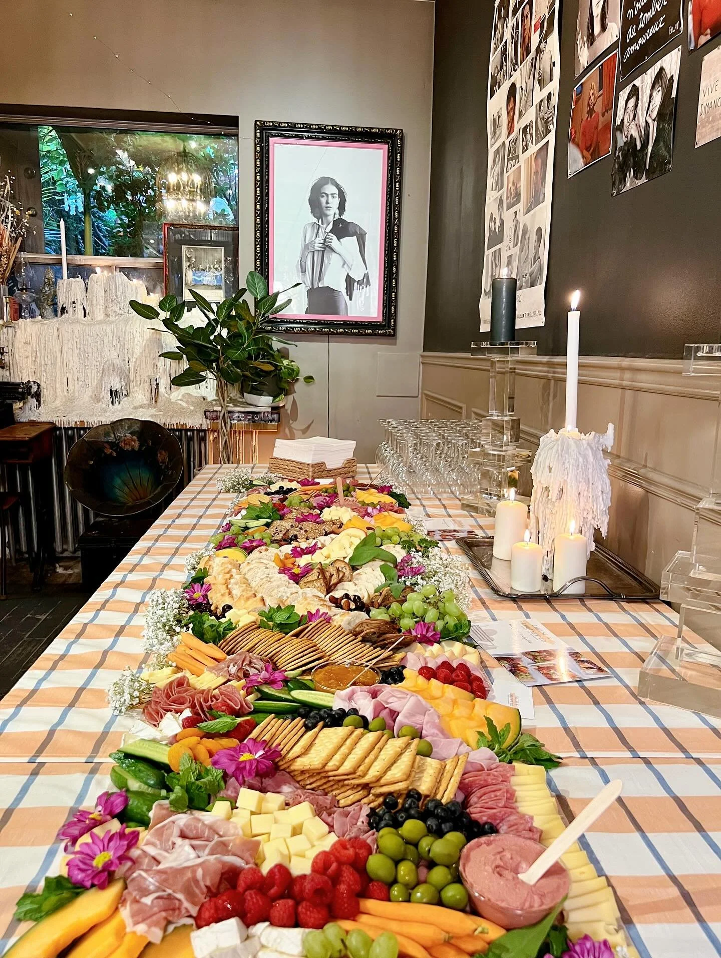 ✨This venue’s giving MAIN character energy ✨