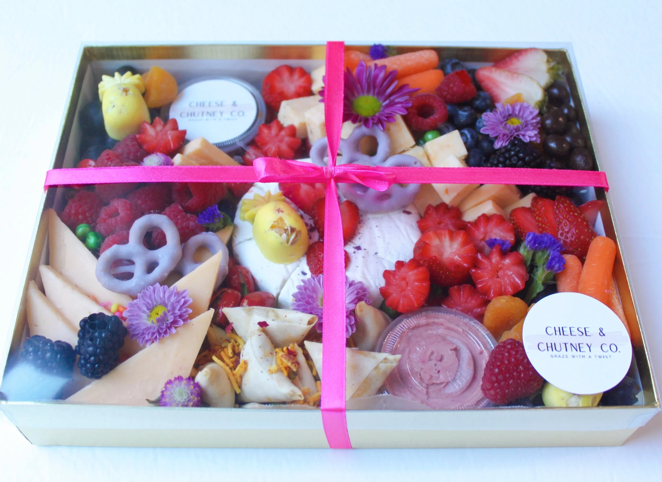 Grazing boxes & charcuterie boxes delivered in Toronto — Cheese and