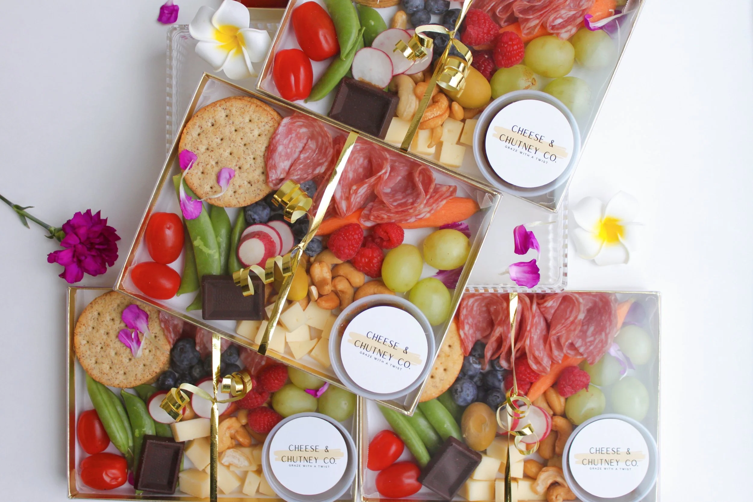 Grazing boxes & charcuterie boxes delivered in Toronto — Cheese and