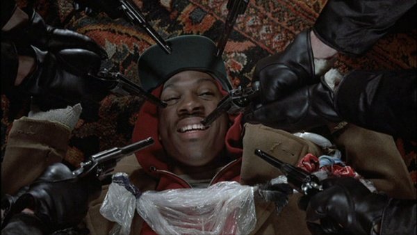 S03E33: Trading Places (1983)
