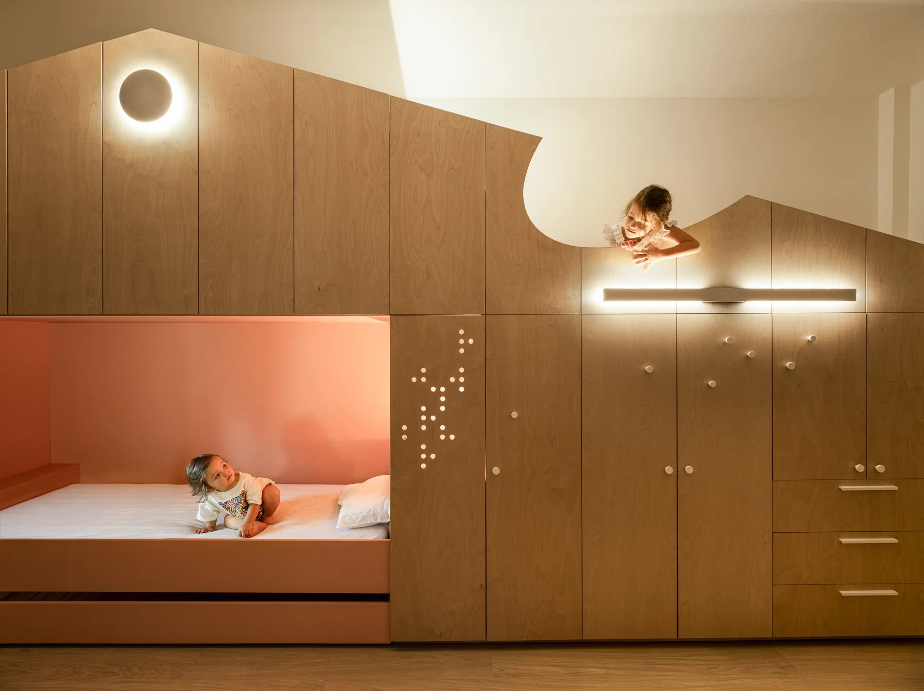 A vessel of Life and Play