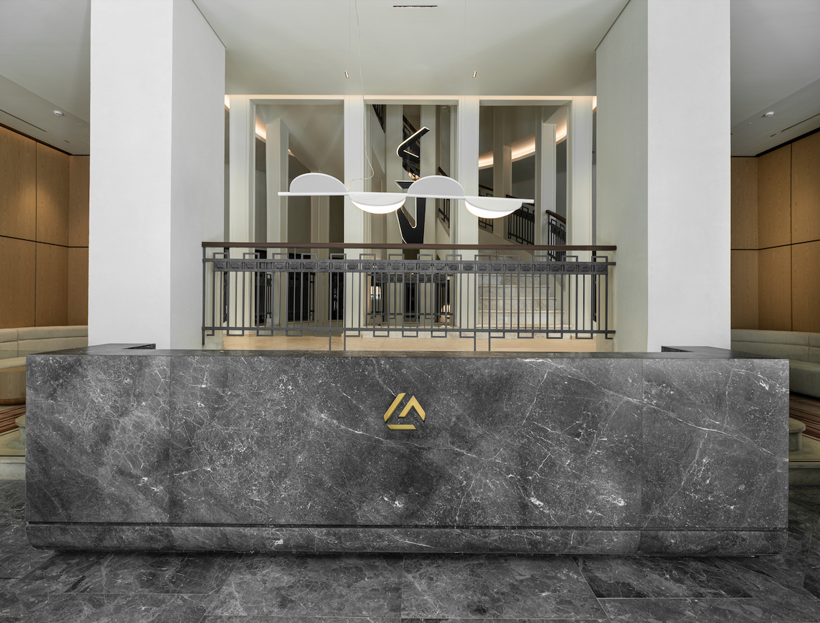 Eurobank Office — Commercial