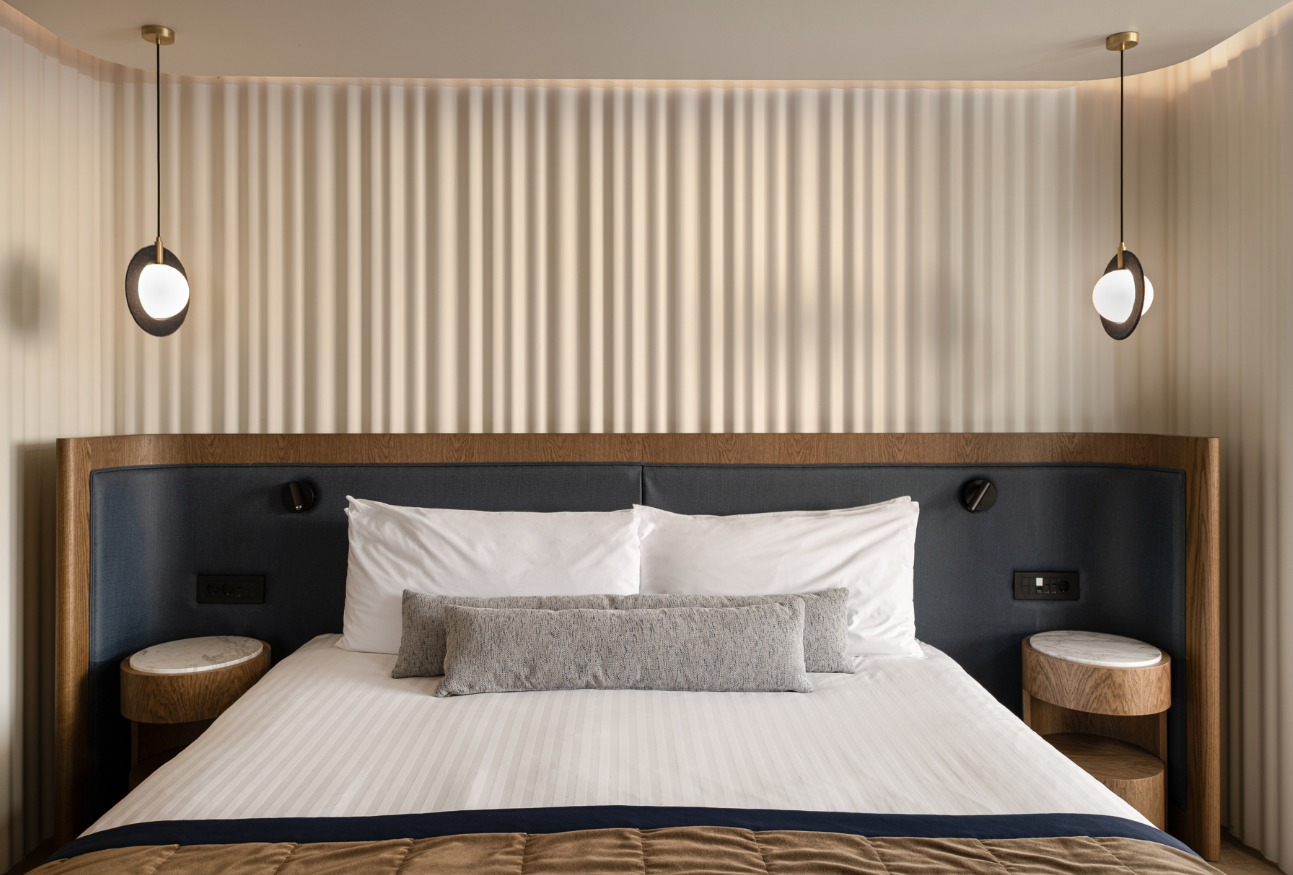 Athenaeum Intercontinental Hotel — Hospitality