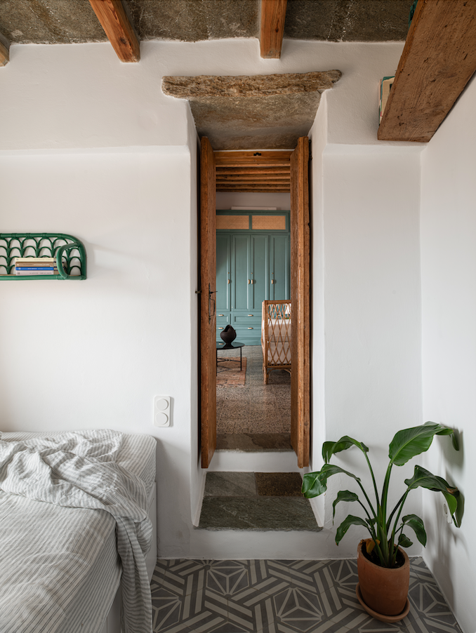 Th-eros — Residential