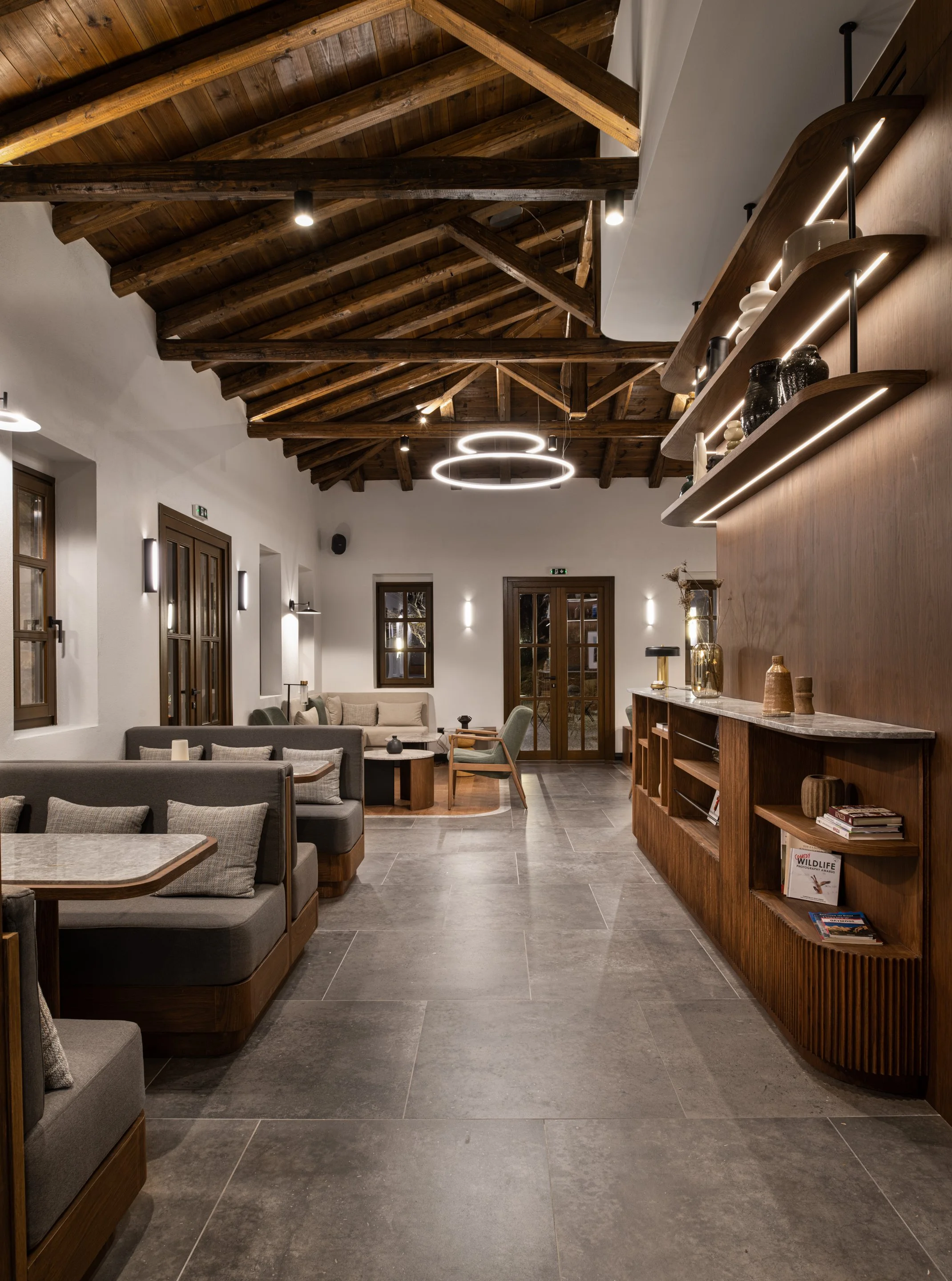 Restaurant & bar-7.jpg