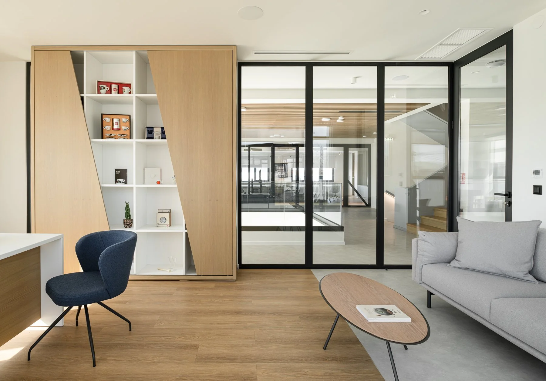 Kafea Terra all-22.jpg