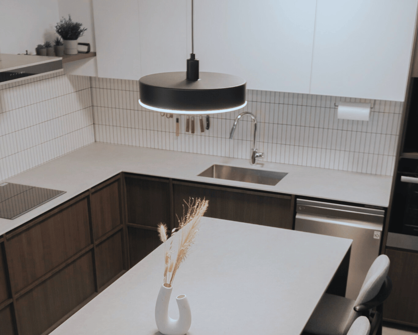 Quartz vs Sintered: The Most Practical Answer