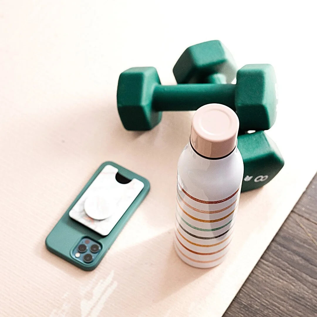 Want to level up your yoga sessions? Figure out where your weak spots are and practice those EVERY🌺 DAY🌺 

Yoga is a practice and practice makes PATIENCE✨ A daily yoga practice, focusing on the skills that you want to improve, can lead to an incred