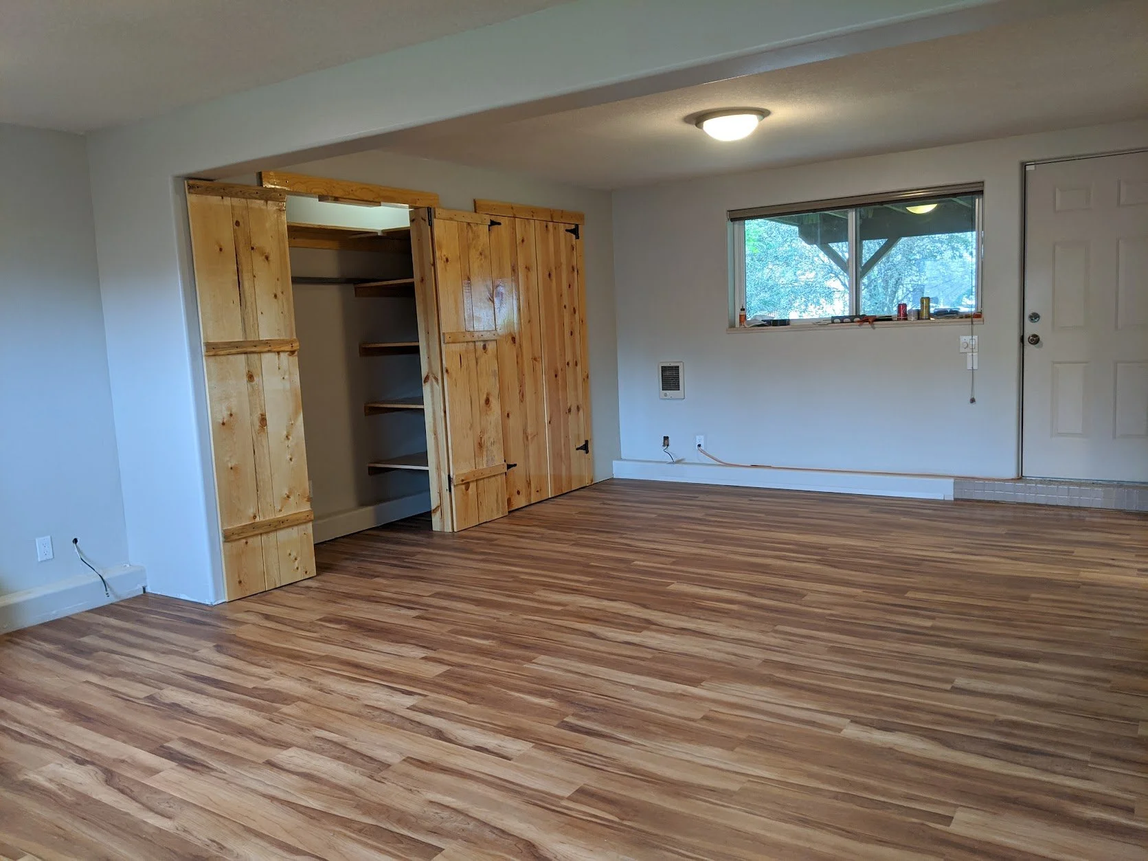 Moms Flooring.jpg