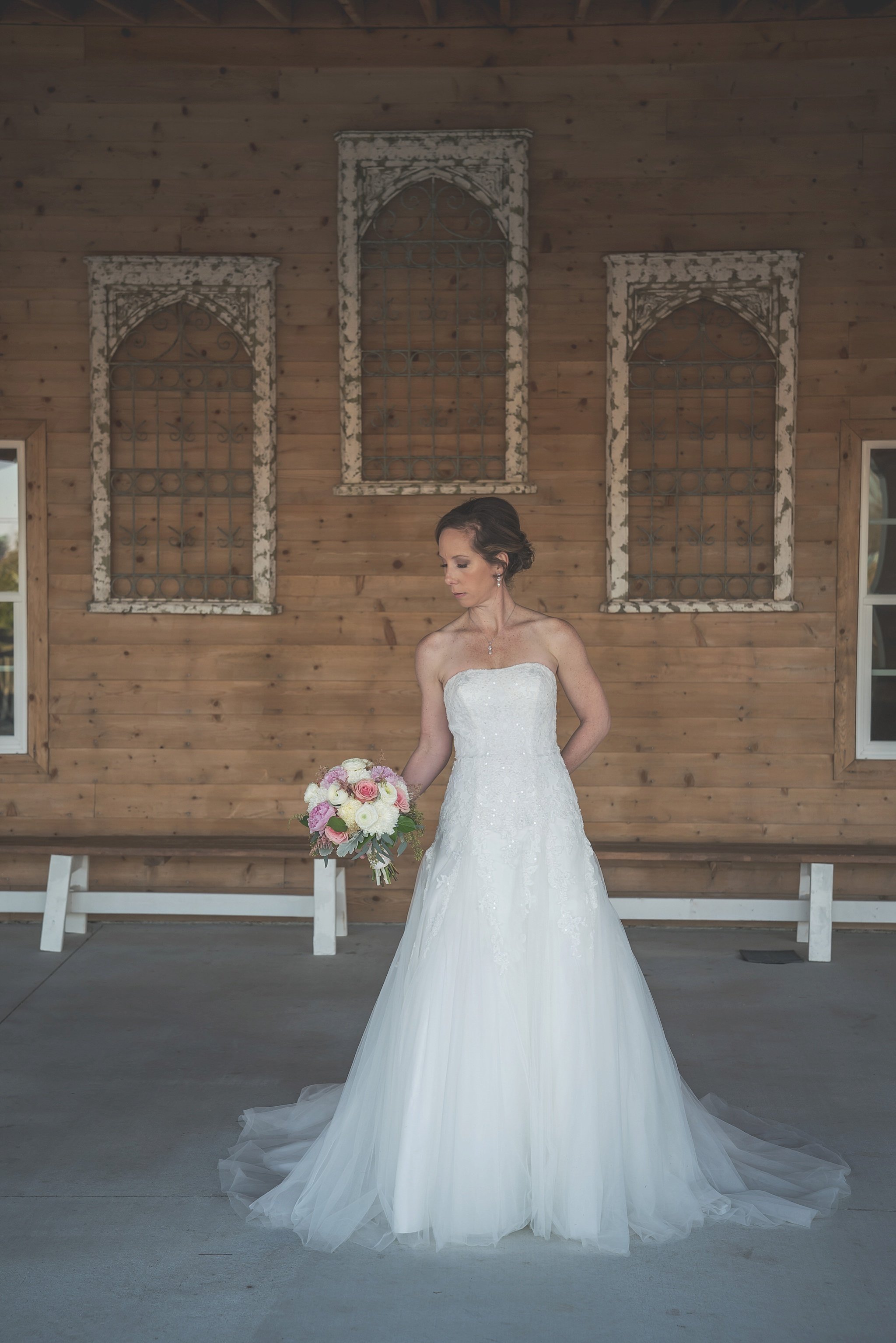 Cotton-Barn-Greenville-NC-Wedding-Photographer-089.jpg