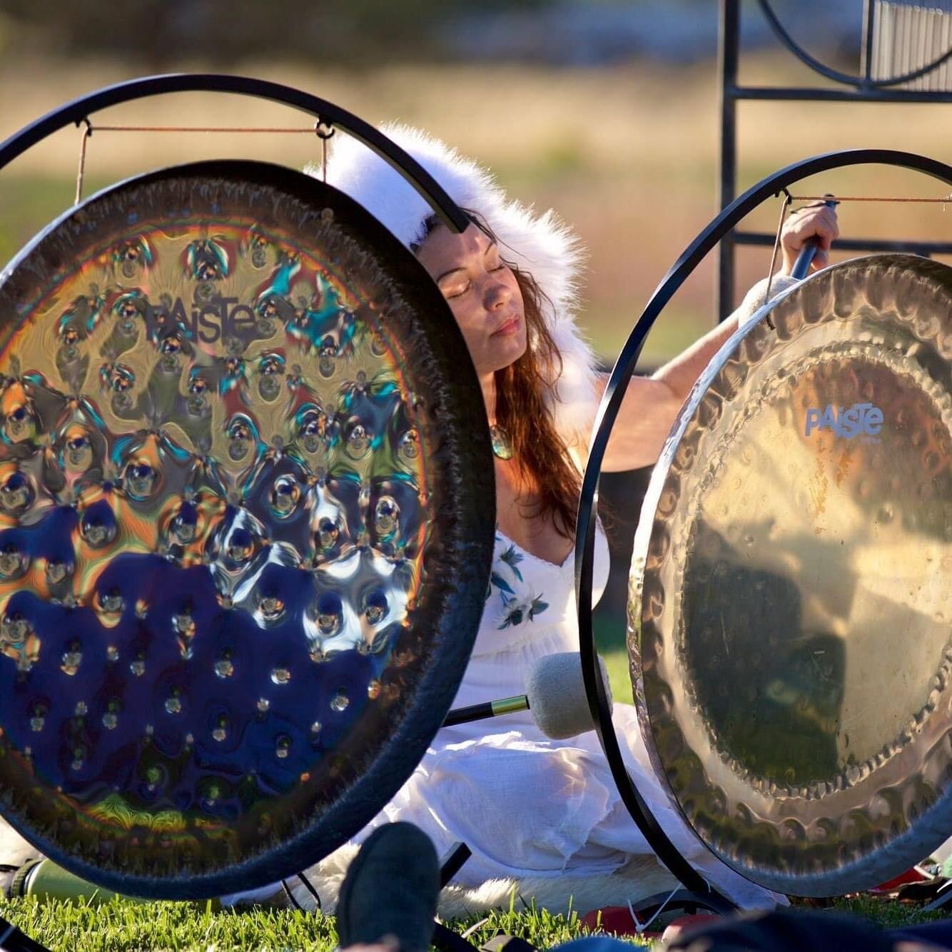 Join Blue Muse &amp; The Celestial Voice Sound Healing for a mystical deep dive into the meditative vibrations of Sacred Sound! ☮️ 🎼😌

The different frequencies emirates during the sound bath will help to quiet the mind, decrease stress and anxiety